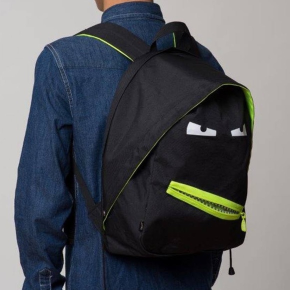 Zipit GRILLZ Backpack Hood Teeth Eyes Lime Trim HP - Picture 2 of 8